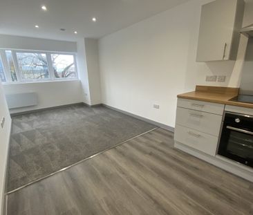 Waterdale, DONCASTER - Photo 3