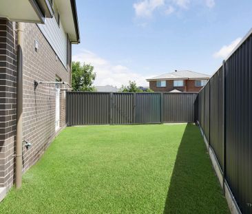 Immaculate Family Home in Prime Jordan Springs Location - Photo 3