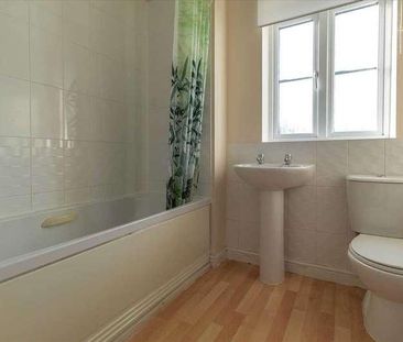 Coles Close, Burton Latimer, NN15 - Photo 6