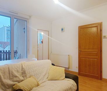 Appartement à louer - REIMS- SECTEUR EMILE ZOLA - Photo 5