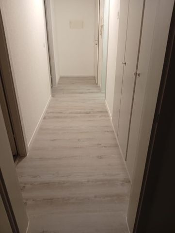 "Neu renovierte 2-Zimmerwohnung in Bettlach" - Photo 2