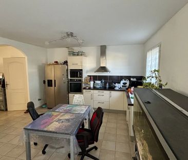 Location Maison 4 pièces 90m² NARBONNE 11100 - Photo 5