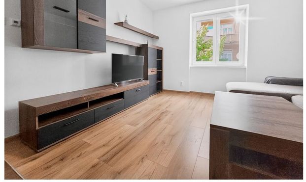 PRIAME CENTRUM BB / BALKÓN / 1,5i byt BB / REKONŠTRUKCIA / - Fotografia 1