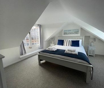 4 bedroom detached house to rent - Photo 5