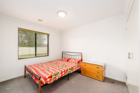 Modern Home in Quiet Court! - Photo 3