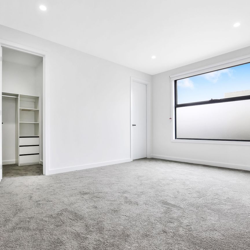 2/66 Ward Street, Glenroy VIC 3046 - Townhouse For Rent | Domain - Photo 1
