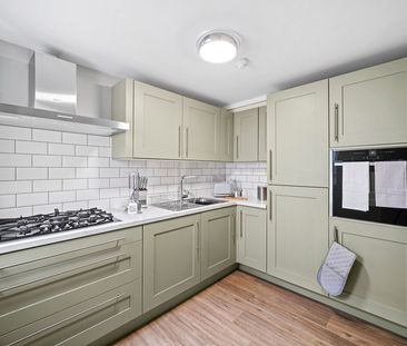 South Parade - Photo 5