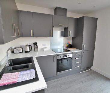 2 bedroom apartment to rent - Photo 1