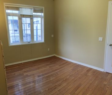 For Lease - 428 Bur Oak Avenue Unit# Main, Markham, Ontario - Photo 3