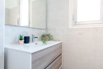 Wonderful single room in Via Riccardo Pitteri