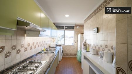 valencia, Valencian Community 46008 - Photo 2