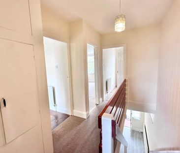 4 Bed Terraced House, Highbarrow Road, CR0 - Photo 6