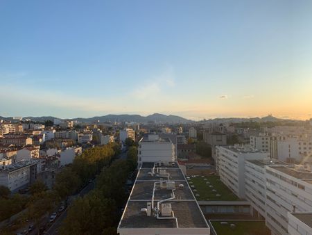 Location Studio meublé 17m² Marseille CHARTREUX 13004 - Photo 5