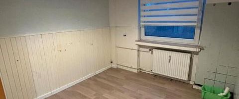 2-Zimmer-Erdgeschosswohnung mit Balkon in Hemmingen - Photo 1