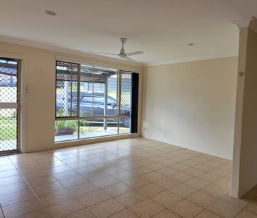 2/12 Craft Court, Miami, QLD 4220 - Photo 1