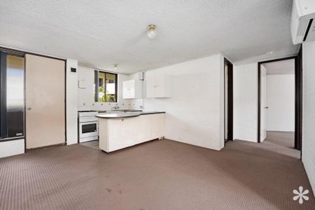 109/54 Nannine Place - Photo 2