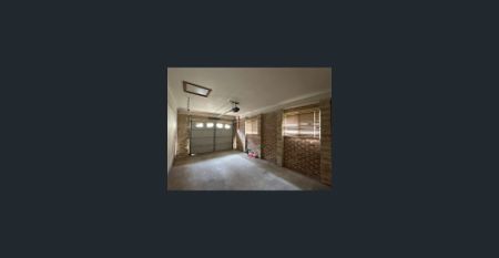 Ideal Family Home in Prime Location - Photo 4