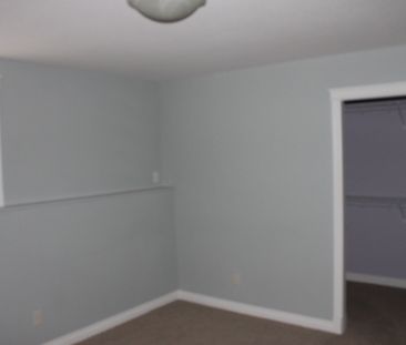 3 Bedroom Townhouse in Glenmore - Photo 4