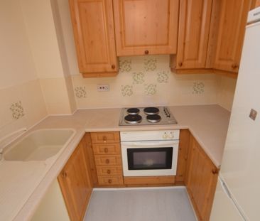 2 Bedroom Flat - Photo 4