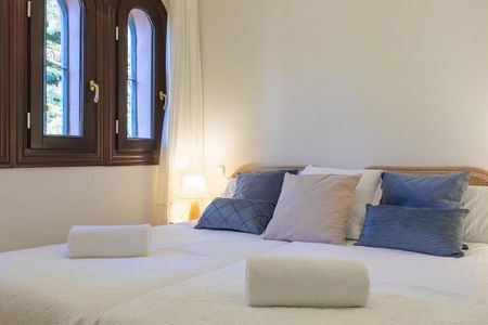 5 bedroom luxury Townhouse for rent in Marbella, Andalusia - Photo 5