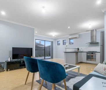 3 Bedroom 2 Bathroom house in Nollamara - Photo 1