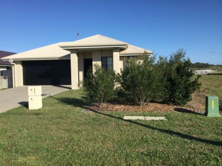 3 Bedroom home - Available in Blacks Beach! - Photo 5