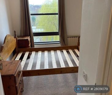 1 bedroom flat to rent - Photo 3