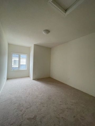 For Lease - 259 Clockwork Drive, Brampton, Ontario - Photo 2