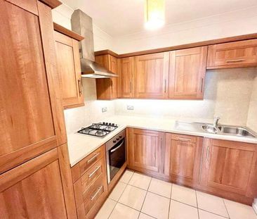 Mount Liell Court East, The Leas, Westcliff-on-sea, Essex, SS0 - Photo 6