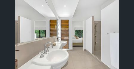 EXECUTIVE HOME IN GATED ESTATE - Photo 4