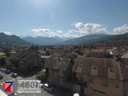 Location appartement 4 pièces 92 m² à Sallanches (74700) 4 - Photo 5