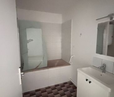 Location Appartement P2 Nimes - Photo 3