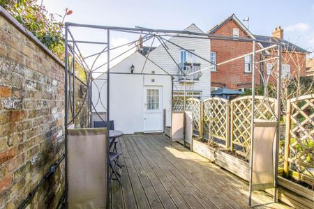 1 bedroom flat to rent - Photo 5