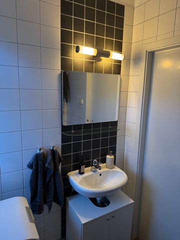 Abrahamsbergsvägen, Bromma - Photo 2