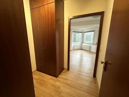 Barrierefreies Appartement mit Balkon in gepflegter Anlage am Stadtwaldplatz // 402 (Wohnungen Essen) - Foto 5