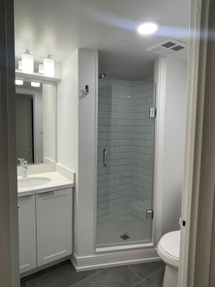 For Lease - 2091 Hurontario Street Unit# 806, Mississauga, Ontario - Photo 1