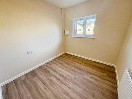 2 bedroom bungalow to rent - Photo 3