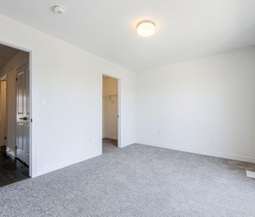 For Lease - 14 Folcroft Street, Brampton, Ontario - Photo 2