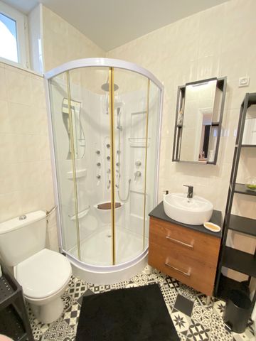 Location Appartement 1 pièce 31m² - Photo 5