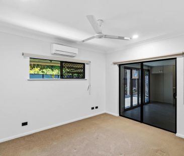 Beautiful family home with solar, batteries + powered shed - Photo 5