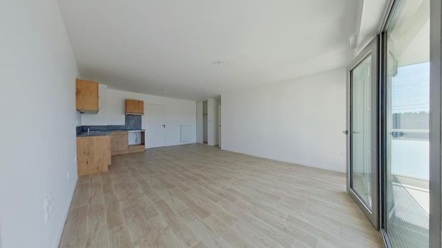 Location Appartement 4 pièces 81m² POITIERS 86000 - Photo 1