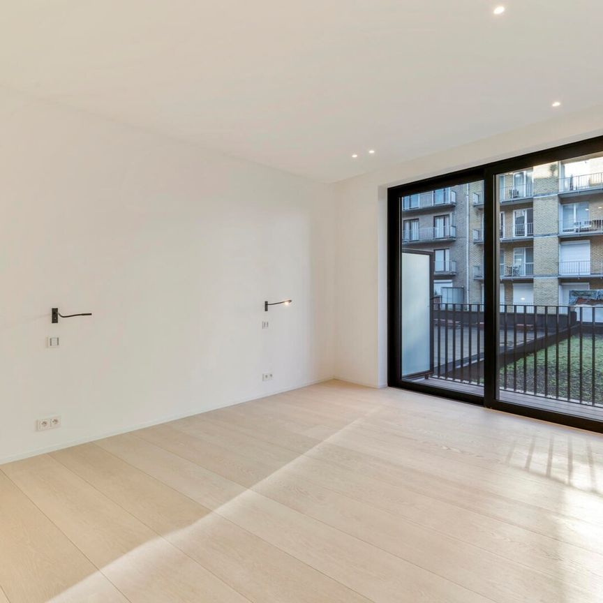 Prachtig appartement in recent gebouw op een toplocatie in de Kustlaan, op enkele passen van het Albertplein - Foto 1