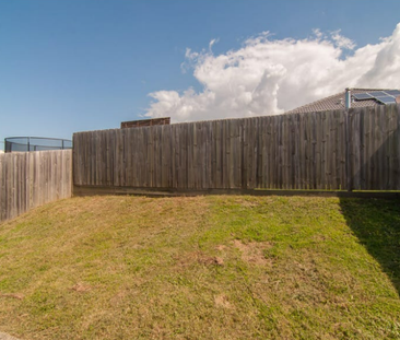 3 Bedroom Home in North Lakes - Photo 5