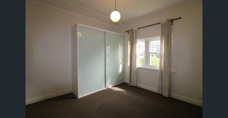 Location ! Location ! Location ! 2 Bedroom Family Home - Photo 5