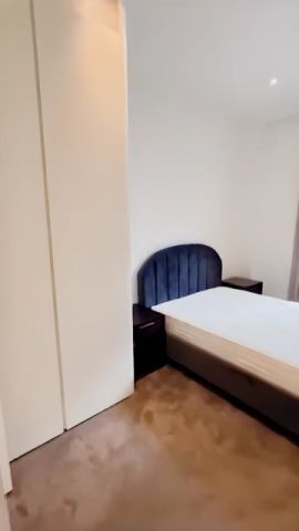 4 Bedroom 3 Bathroom Flat47 - Photo 3