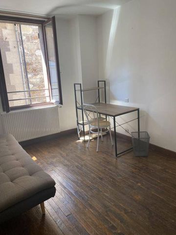 Location maison de ville 3 pièces 62 m² à Villefranche-de-Rouergue (12200) - Photo 2