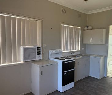 ONE BEDROOM UNIT CLOSE TO CBD - Photo 1