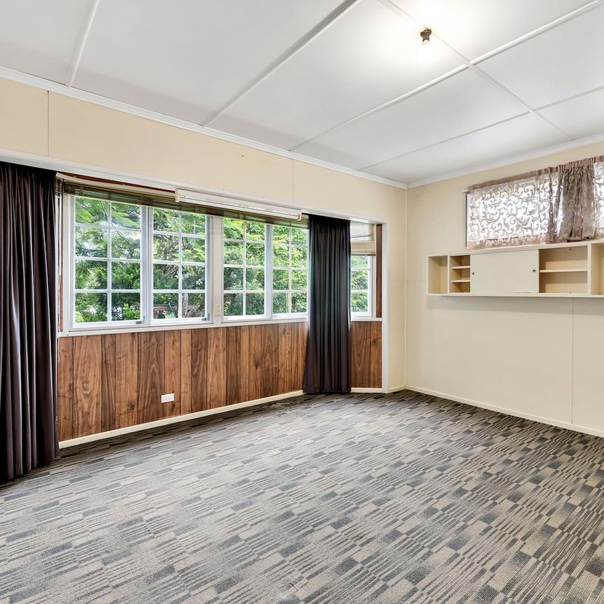 38 Sussex Street, Toowong. - Photo 1