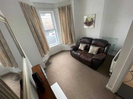 Unit 1, 92 Cromwell Road, Botanic, BT71JY, Belfast - Photo 3