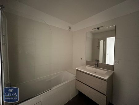 Location Appartement 4 pièces 79m² PUTEAUX 92800 - Photo 5